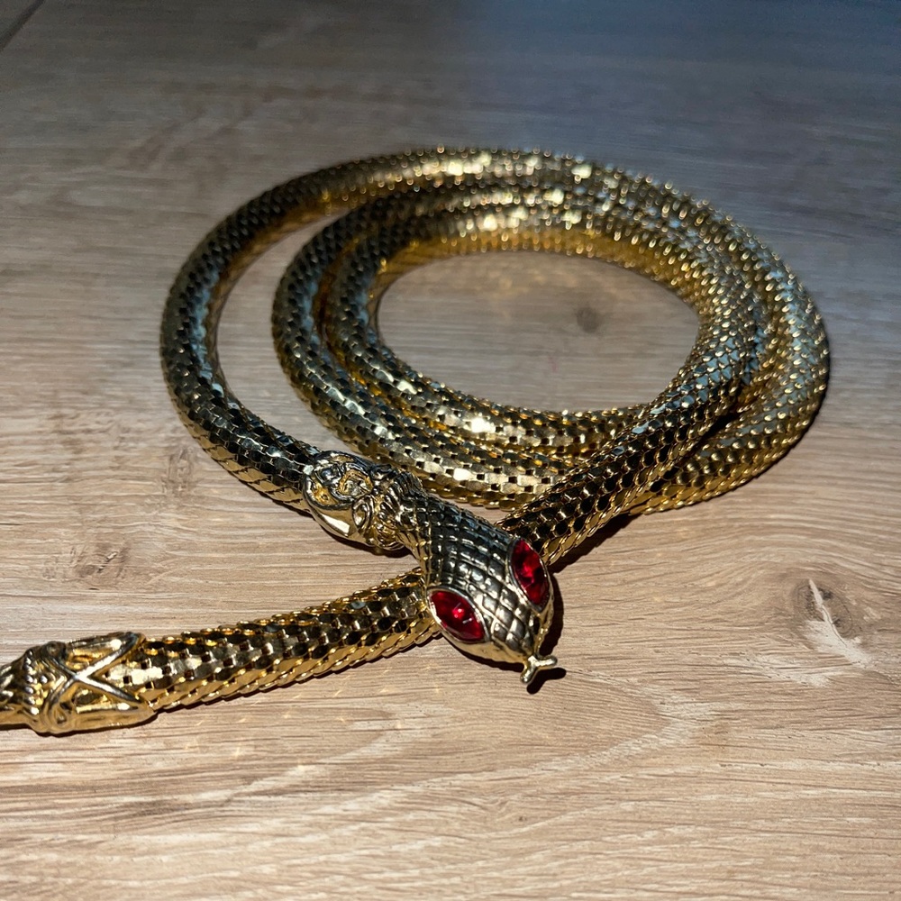Vintage Snake Serpent Coil Gold Tone Red Eyes Medusa Necklace